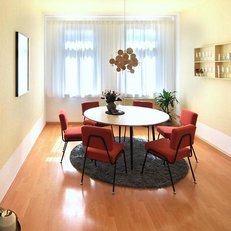 Vonbehling Boutique Apartment Mit 65Zoll Tv Und Designerstuecken Halle  Exteriér fotografie