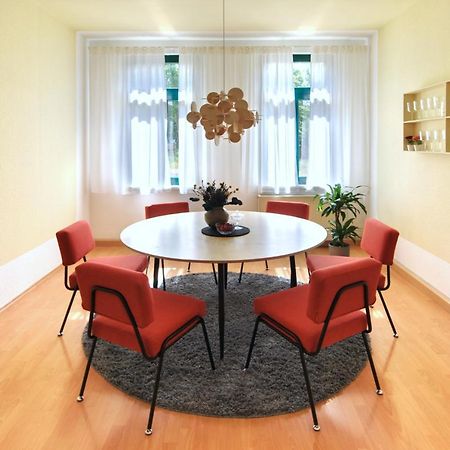 Vonbehling Boutique Apartment Mit 65Zoll Tv Und Designerstuecken Halle  Exteriér fotografie