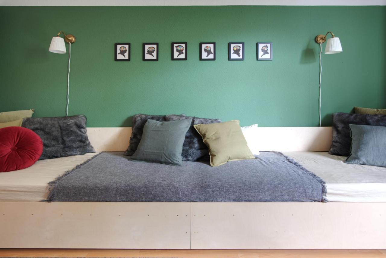 Vonbehling Boutique Apartment Mit 65Zoll Tv Und Designerstuecken Halle  Exteriér fotografie